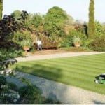 Semer du gazon ou comment mettre en place sa pelouse correctement