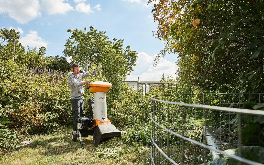 Le broyage de végétaux – comment et pourquoi le faire ?